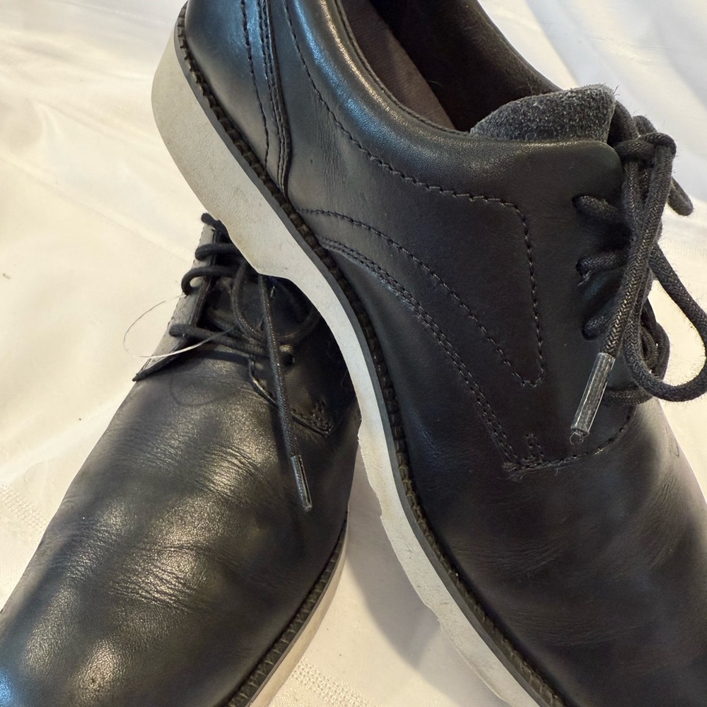 Rockport Black Leather Oxfords with White Sole